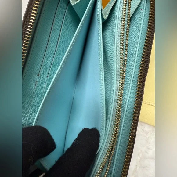 LOUIS VUITTON-CA3151 Limited Edition Illustre Balloon Zippy Wallet(Turquoise Int - Picture 8 of 12